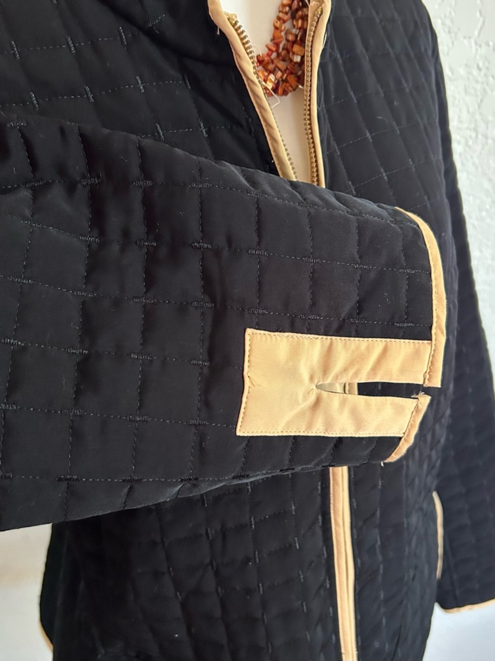 Hand Crafted Black Quilted Jacket reversible - Picture 3 of 10